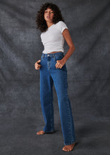 Load image into Gallery viewer, Drew Jeans
