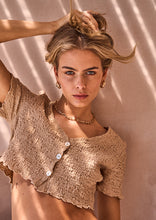 Load image into Gallery viewer, Scrunch Short Sleeve Top