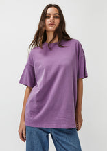 Load image into Gallery viewer, Basic Dad Tee