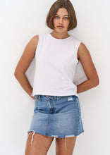 Load image into Gallery viewer, Basic Woodstock Cropped Singlet