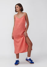 Load image into Gallery viewer, Linen Midi Dress