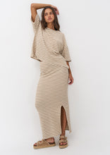 Load image into Gallery viewer, Ridge Midi Skirt