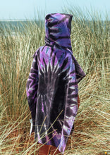 Load image into Gallery viewer, Hooded Towel