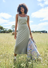Load image into Gallery viewer, Reese Dress