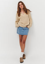 Load image into Gallery viewer, College Knit