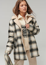 Load image into Gallery viewer, Otway Jacket
