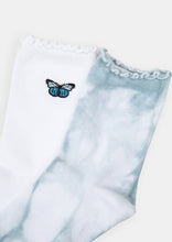 Load image into Gallery viewer, Frill Socks
