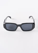 Load image into Gallery viewer, Romeo Sunglasses
