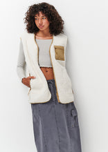 Load image into Gallery viewer, Arctic Vest
