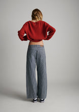 Load image into Gallery viewer, Baggy Low Rise Jeans
