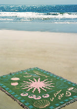 Load image into Gallery viewer, Beach Throw
