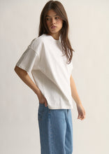 Load image into Gallery viewer, Basic Throwback Tee
