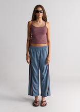 Load image into Gallery viewer, womens
