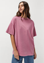 Load image into Gallery viewer, Basic Dad Tee
