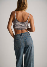 Load image into Gallery viewer, Baggy Low Rise Jeans
