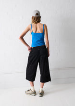 Load image into Gallery viewer, 84 Capri Pants
