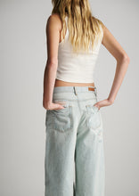 Load image into Gallery viewer, Tokyo Balloon Jeans
