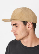 Load image into Gallery viewer, Camel Skegg Cord Cap

