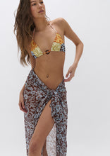Load image into Gallery viewer, Beach Sarong
