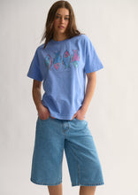 Load image into Gallery viewer, Boyfriend Tee
