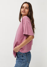 Load image into Gallery viewer, Basic Dad Tee
