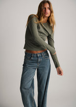Load image into Gallery viewer, Havana Long Sleeve
