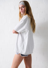 Load image into Gallery viewer, Scar Tee
