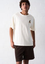 Load image into Gallery viewer, MTShirt Larry; Handle Tea
