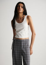 Load image into Gallery viewer, Basic Crush Singlet
