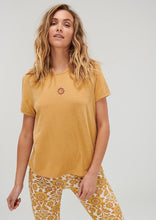 Load image into Gallery viewer, Yesteryear Ringer
