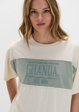 Load image into Gallery viewer, Contrast Thrift Tee
