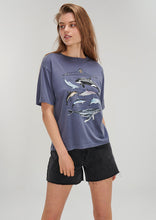 Load image into Gallery viewer, Billie Tee
