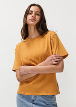 Load image into Gallery viewer, Basic Billie Tee
