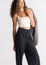 Load image into Gallery viewer, Weekend Pants
