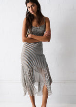 Load image into Gallery viewer, Marion Midi Dress
