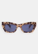 Load image into Gallery viewer, Kayla Sunglasses
