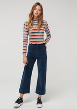 Load image into Gallery viewer, Plush Frill Skivvy
