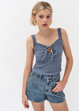 Load image into Gallery viewer, Scrunch Alfie Top
