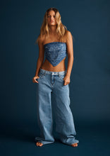 Load image into Gallery viewer, Baggy Low Rise Jeans
