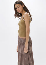 Load image into Gallery viewer, Valentina Singlet

