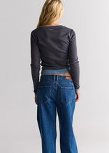Load image into Gallery viewer, Baggy Low Rise Jeans
