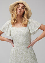 Load image into Gallery viewer, Field Dress
