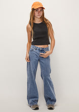 Load image into Gallery viewer, Baggy Low Rise Jeans
