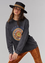 Load image into Gallery viewer, Thrift Long Sleeve
