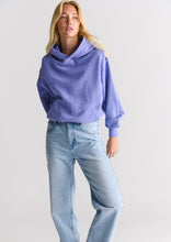 Load image into Gallery viewer, Basic Street Hoodie
