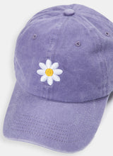 Load image into Gallery viewer, Daisy Classic Cap
