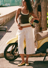 Load image into Gallery viewer, Rumi Capri Pants
