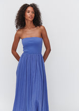 Load image into Gallery viewer, Adore Dress
