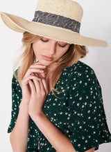 Load image into Gallery viewer, Hampton Hat
