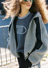 Load image into Gallery viewer, Nuoto Long Sleeve

